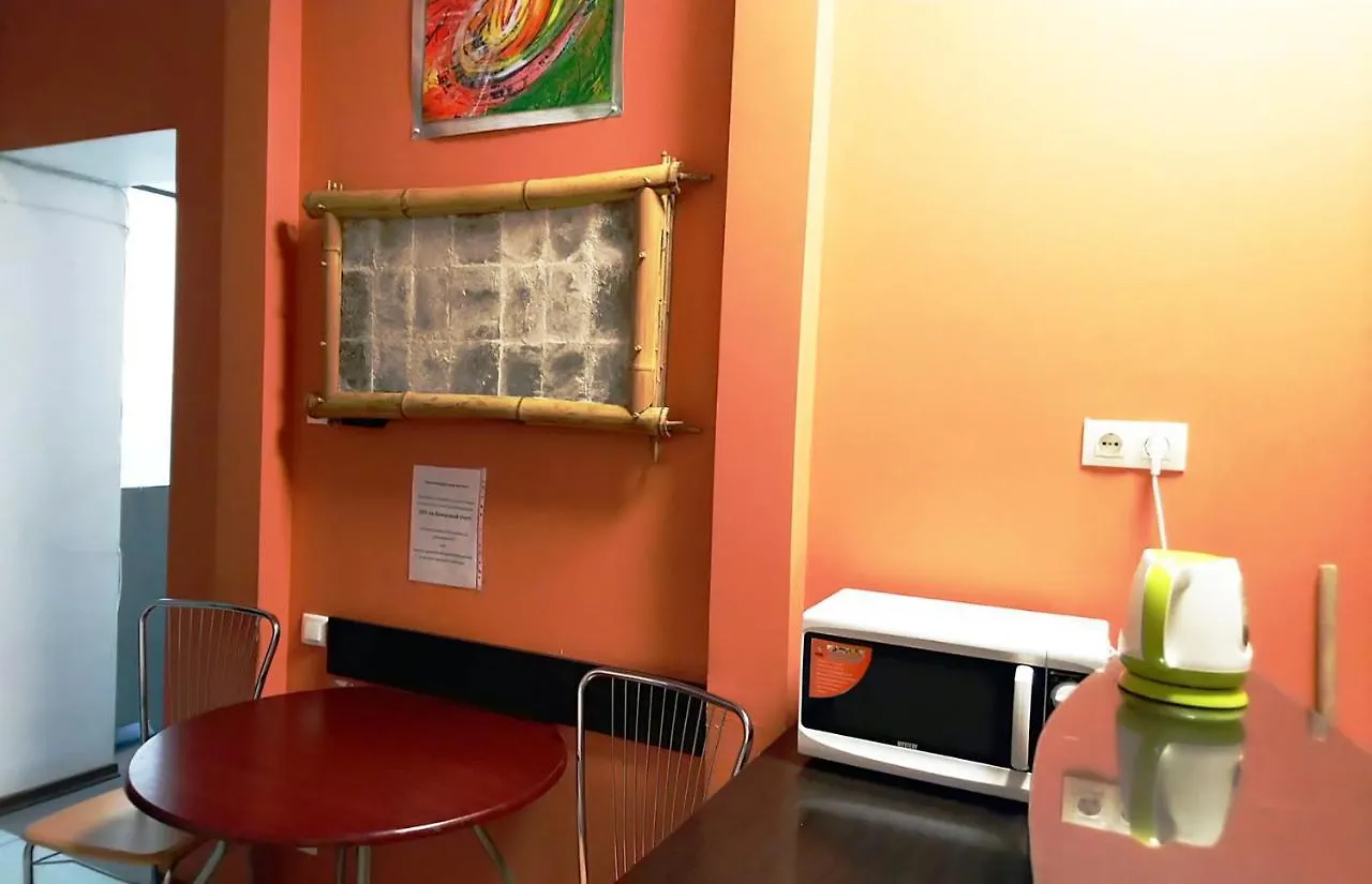 Bf Hostel Pochaina Metro Station Kiev